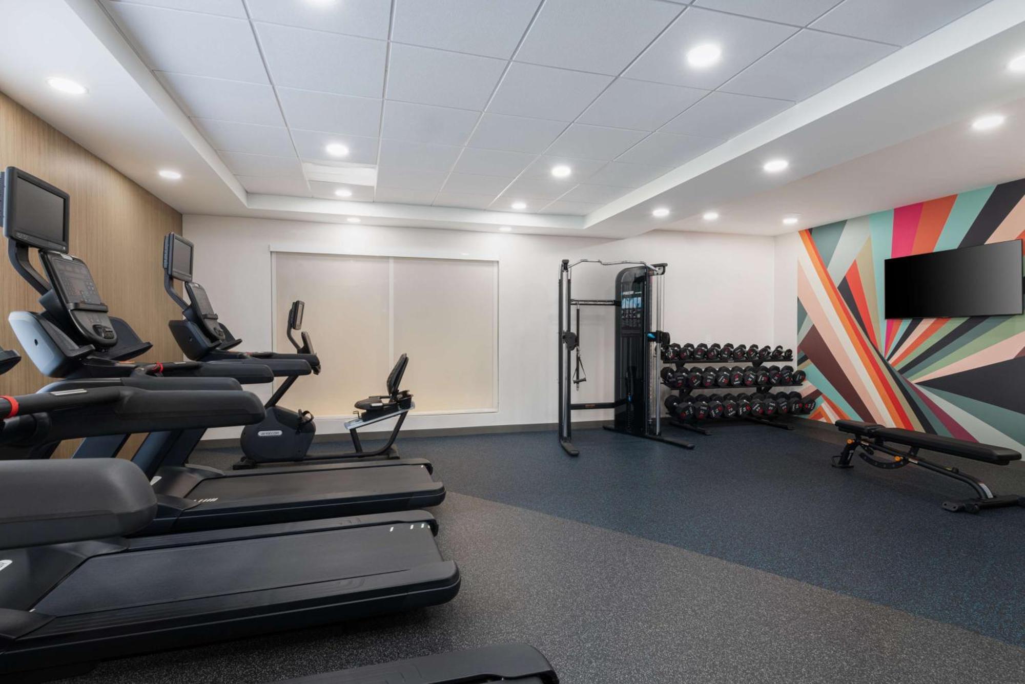 Hilton Garden Inn Saint Charles Εξωτερικό φωτογραφία