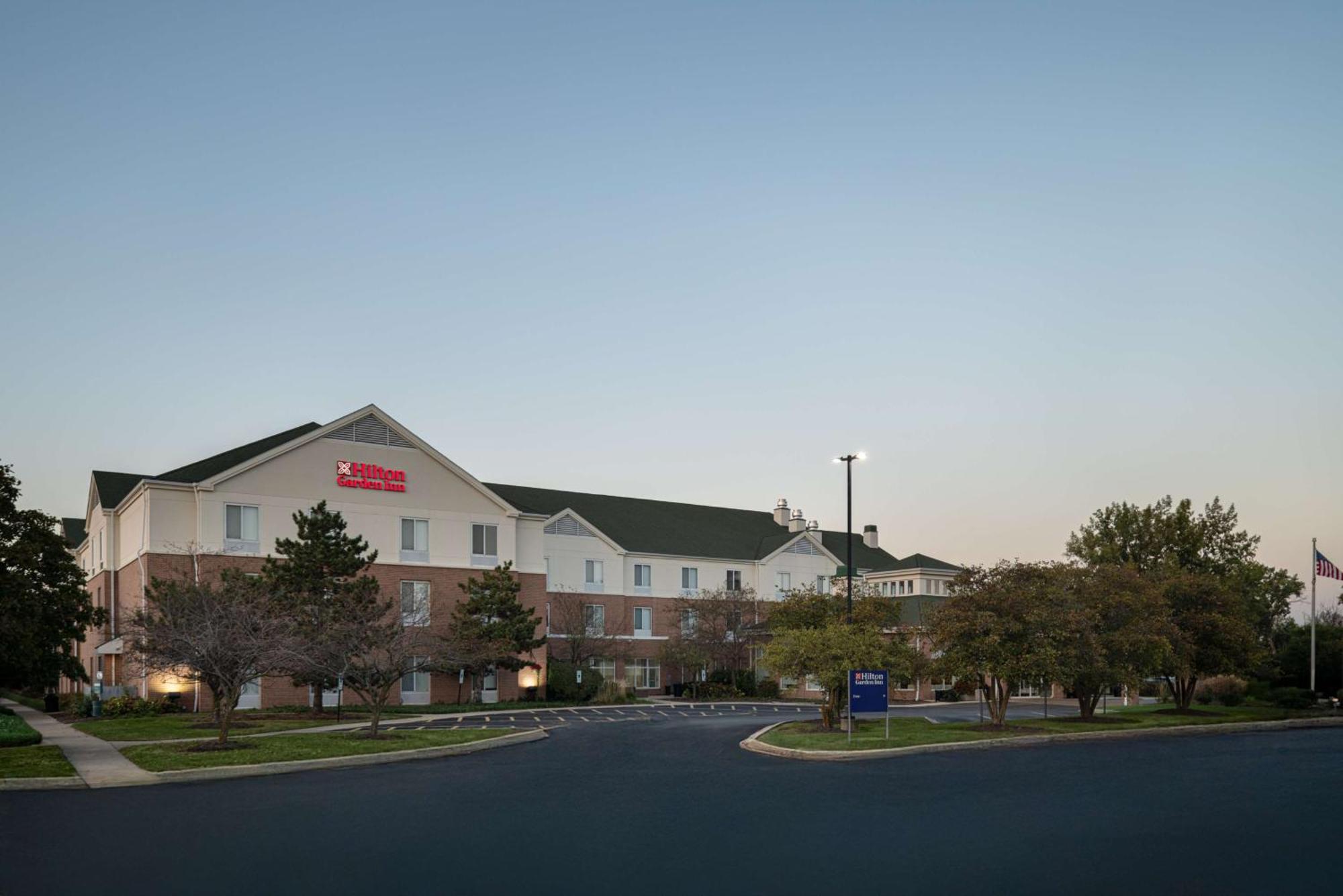 Hilton Garden Inn Saint Charles Εξωτερικό φωτογραφία