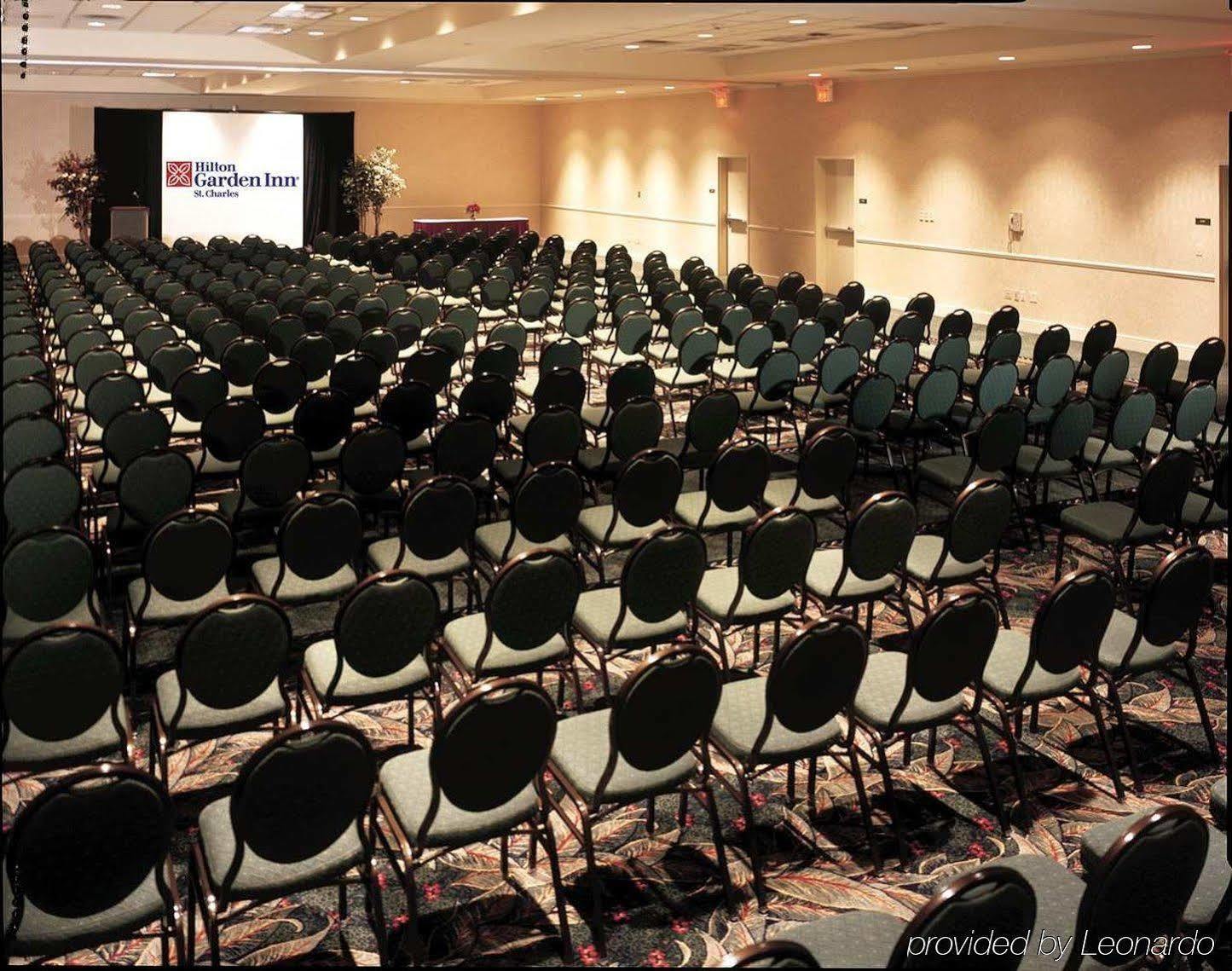 Hilton Garden Inn Saint Charles Εξωτερικό φωτογραφία